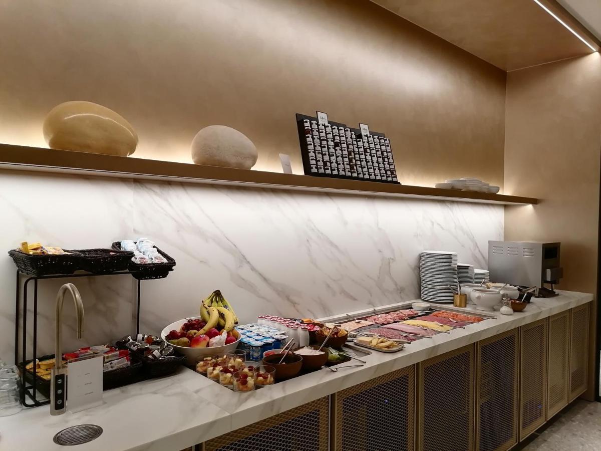 קורטרייק Hotel Messeyne מראה חיצוני תמונה