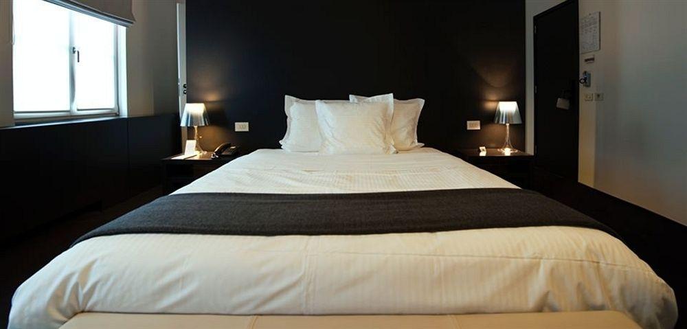 קורטרייק Hotel Messeyne מראה חיצוני תמונה